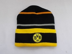 BSCI 100%acrylic striped style beanie in competitive price